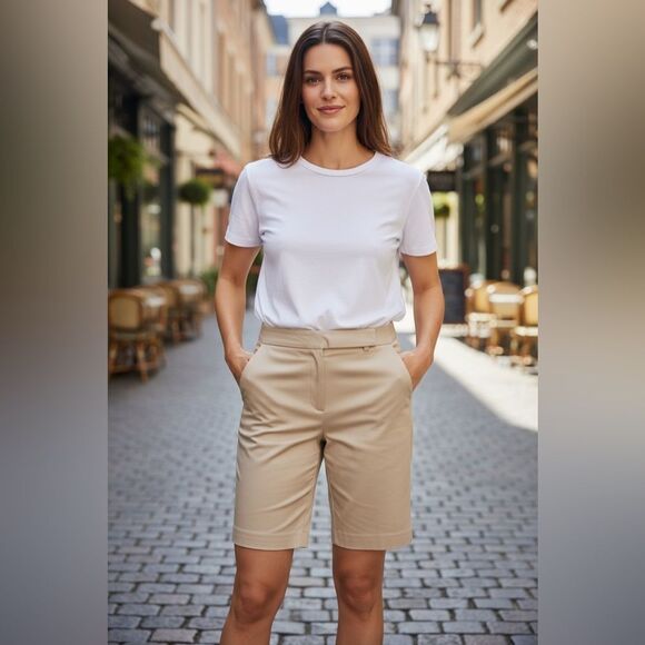 EUC Talbots Stretch Women’s Khaki  Bermuda Shorts - Size 6 - Picture 1 of 10